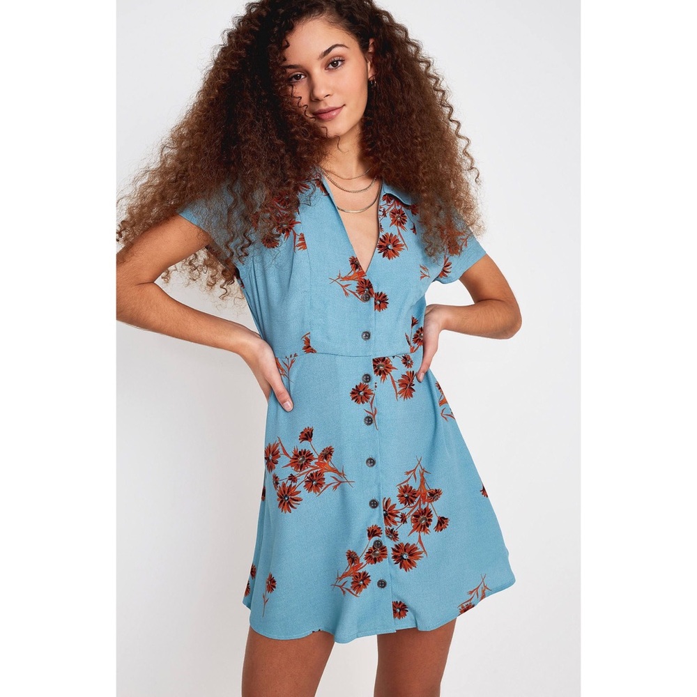 UO Mallory Dress Blue Floral Button Down size sml